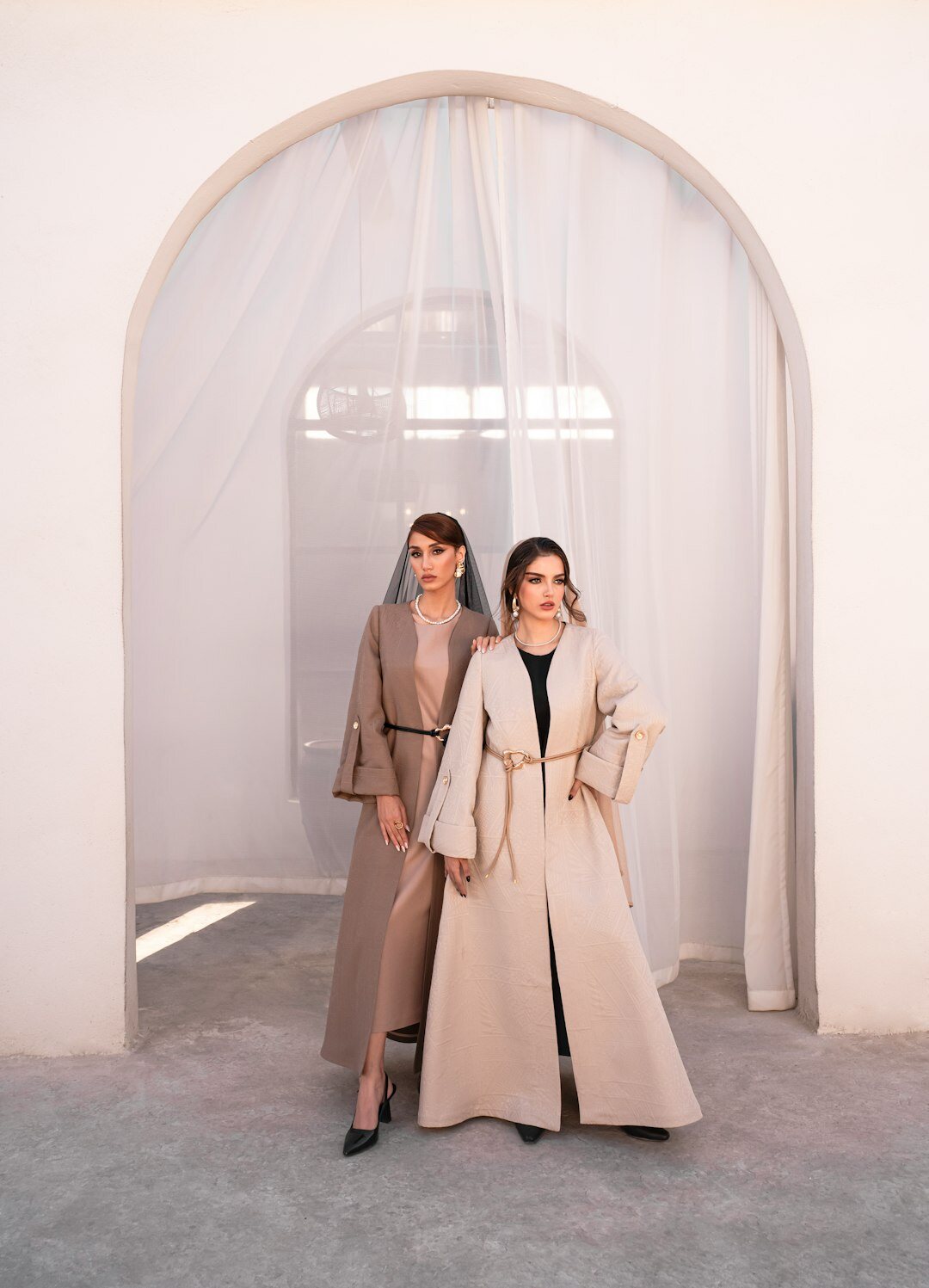 elegant woman in luxury outfit